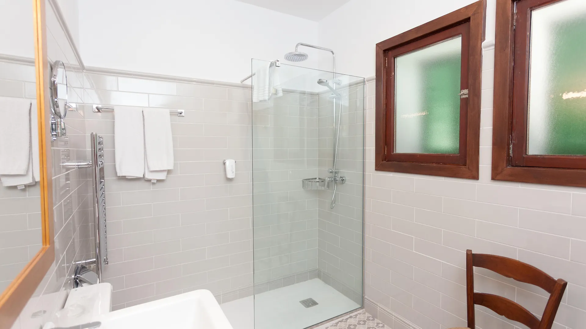 סולר Hotel El Guia