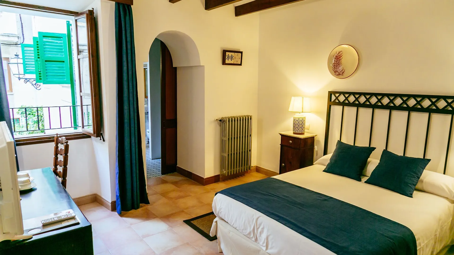 Hotel El Guia Soller 4*,